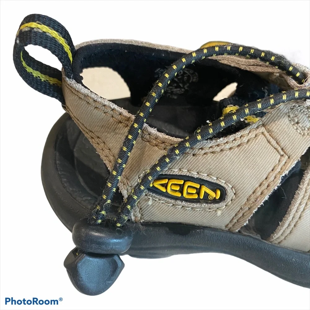 Keen Shoes Tan Black Waterproof Outdoor Sandals Slingback Hiking Hybrid